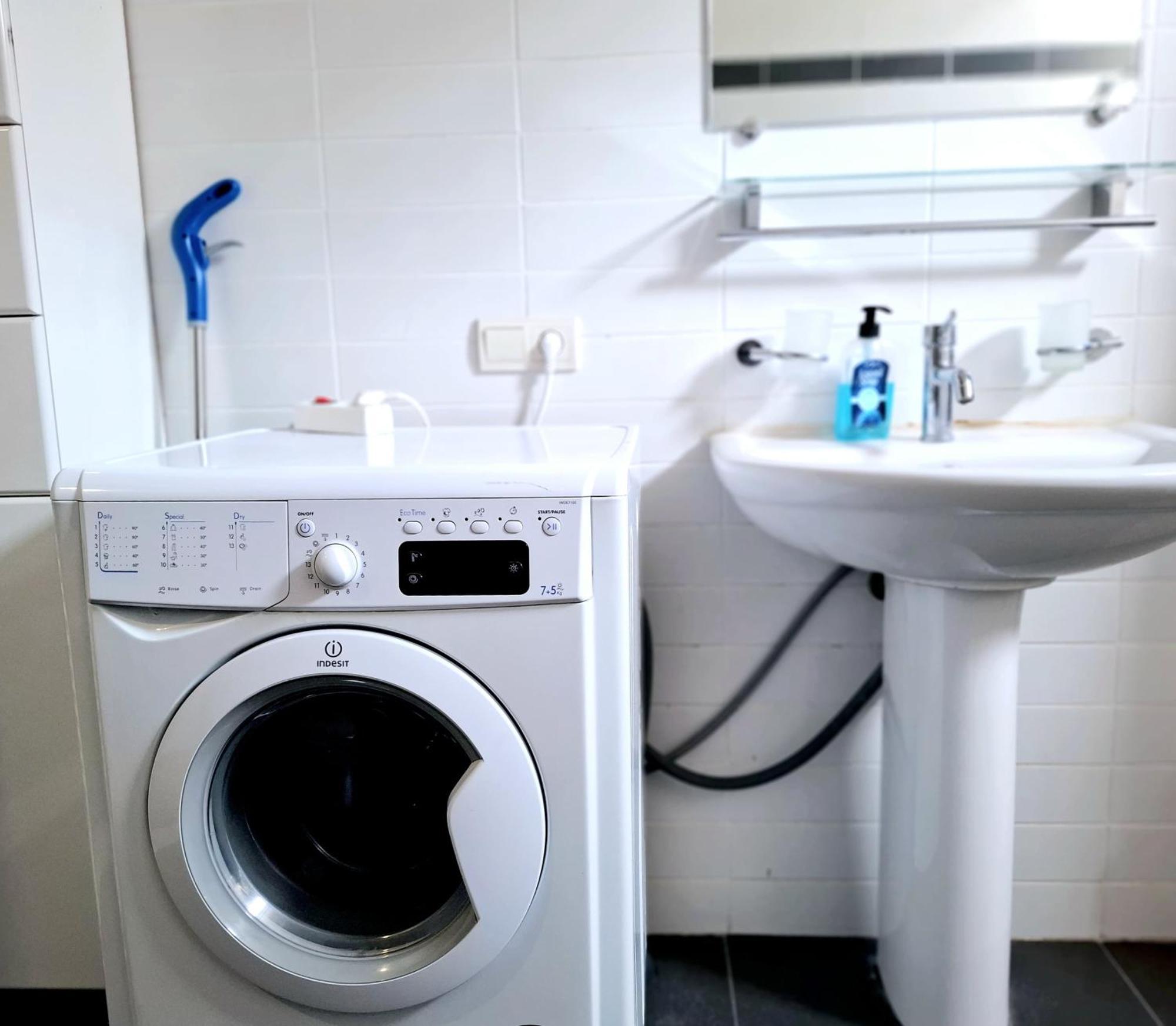 City Center 2Bdr Apartment Near Rustaveli Av. Tbiliszi Kültér fotó